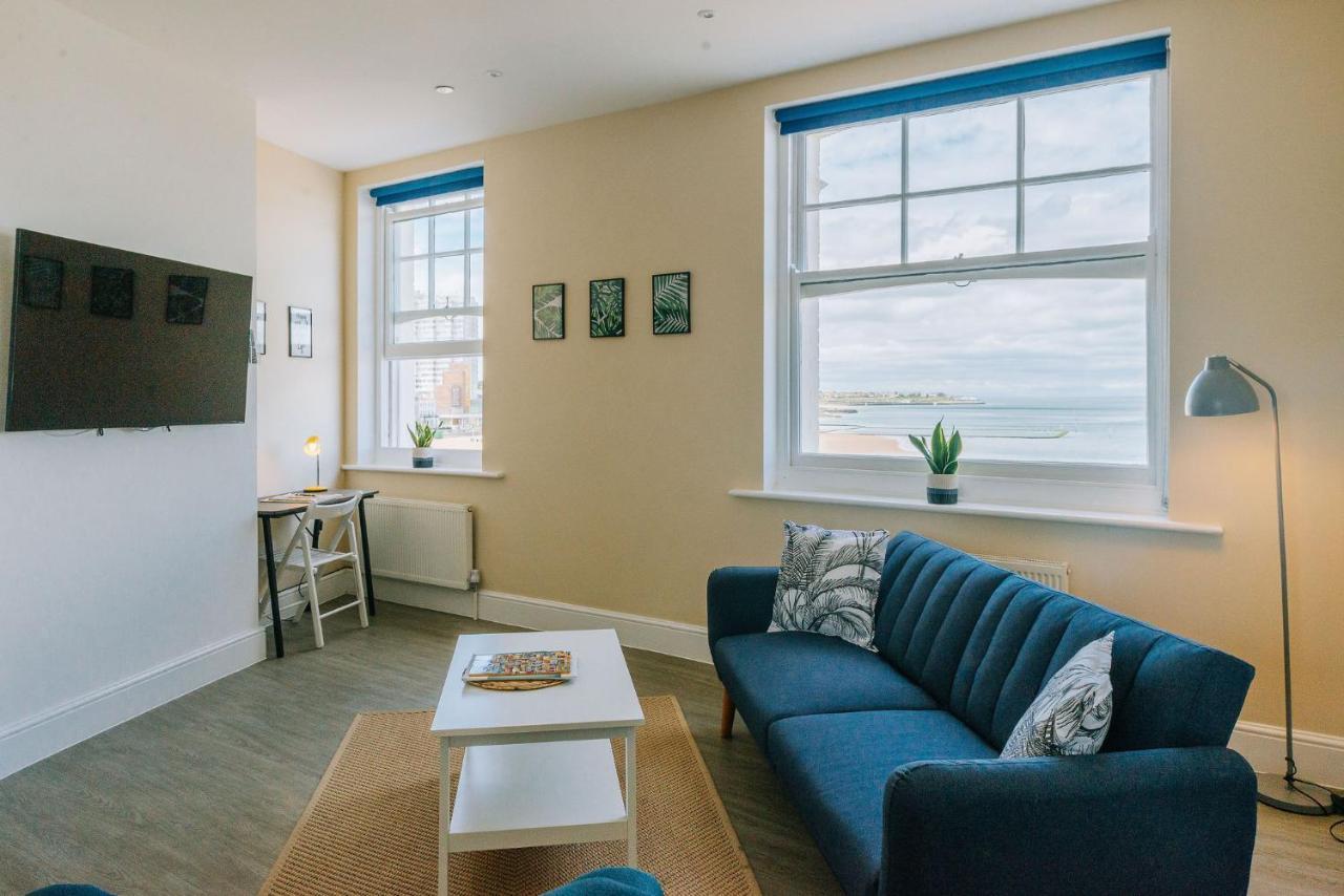 Waverley House Apartment